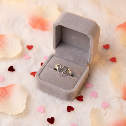 KärleksGrepp™ – En ring som håller hjärtan nära